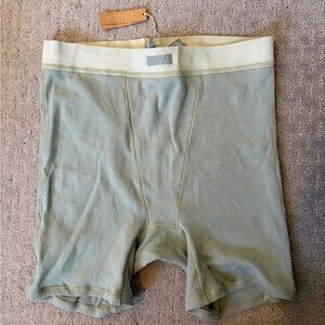 NWT SKIMS Cotton Rib Boxer Shorts Mineral Size Large